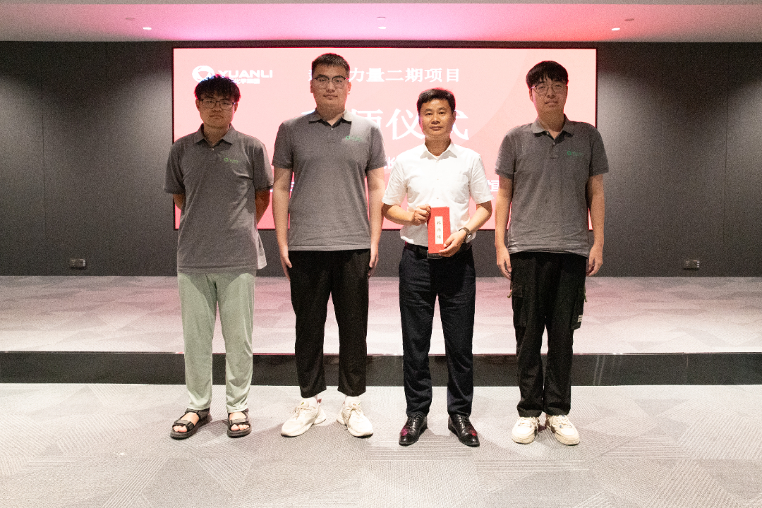 合影9.jpg